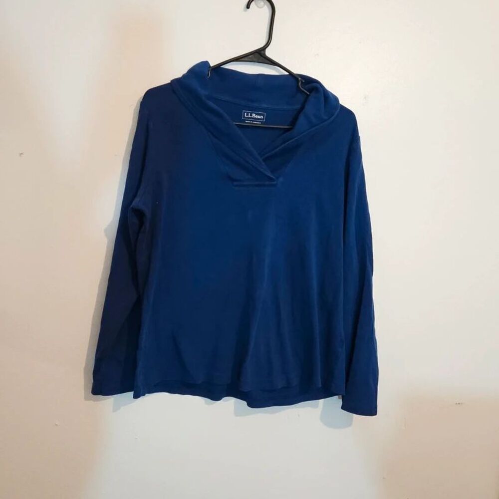 L.L. Bean Collared V-Neck Womens Sz L